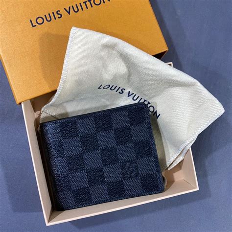 louis vuitton money clip wallet|louis vuitton trifold wallet.